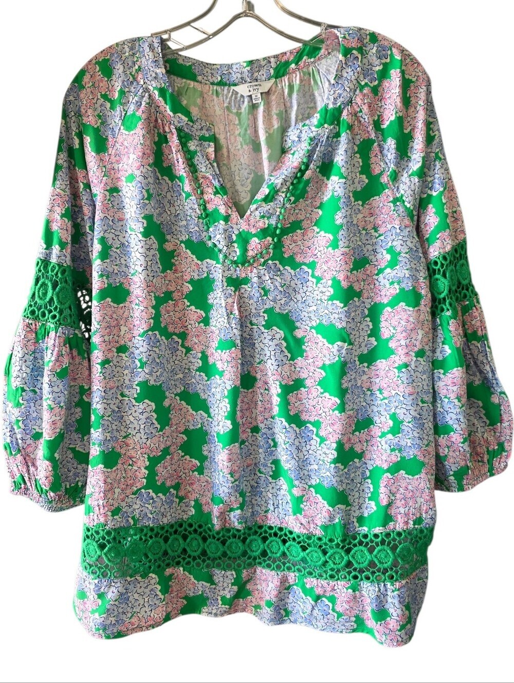 crown & ivy Pink and Blue Floral Green Lace-Trim Peasant Blouse Size Medium